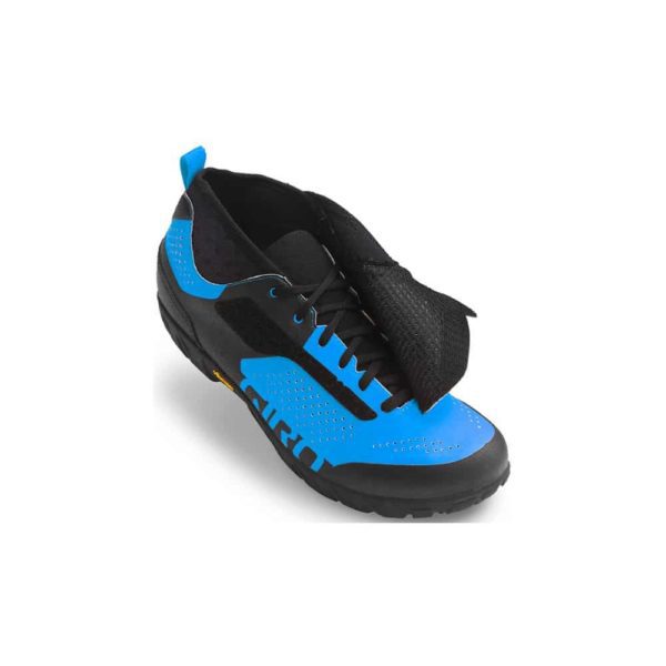 Giro chaussure Terraduro Mid bleu lacet